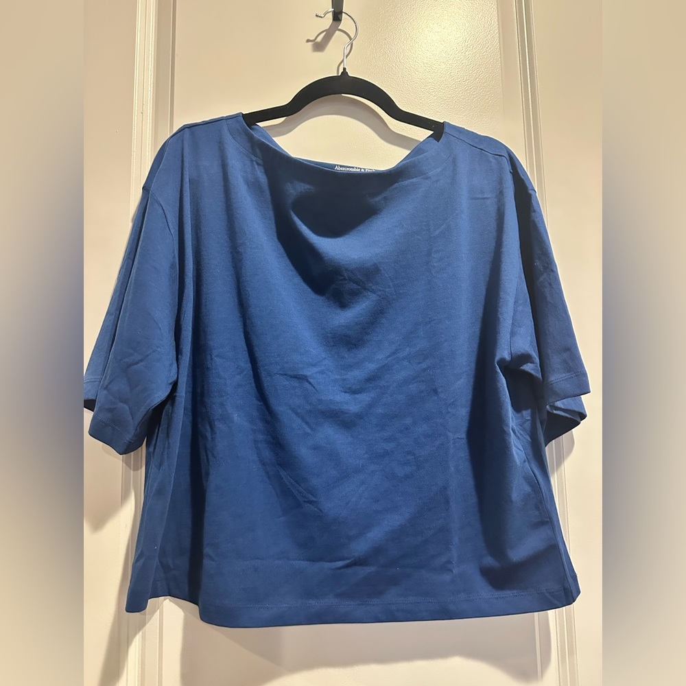 Abercrombie & Fitch Classic Blue Short Sleeve Boat Neck Tee